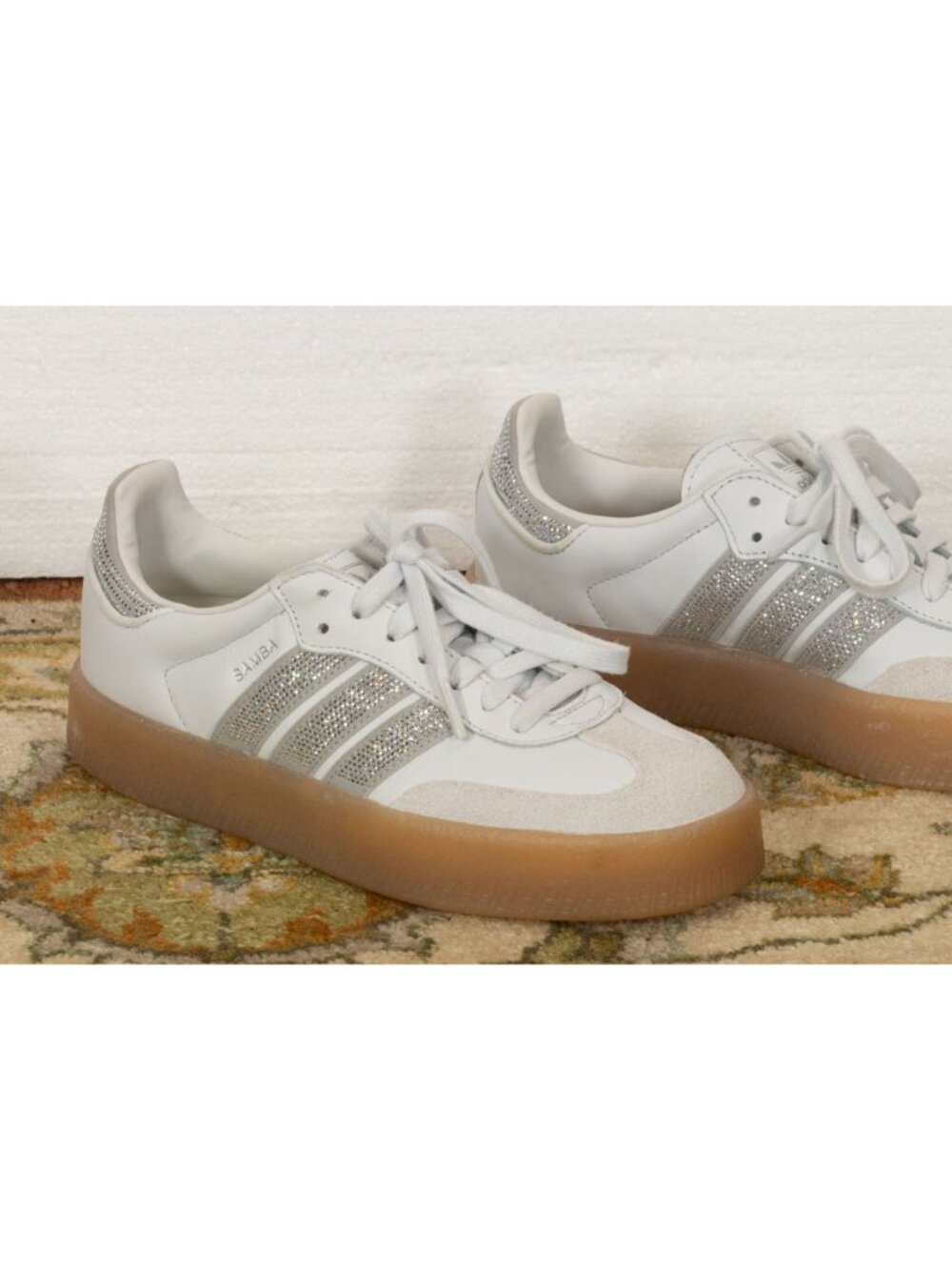 NEW ADIDAS ORIGINALS SAMBAE W SNEAKERS CRYSTAL WHITE SIZE 7 SOLD OUT